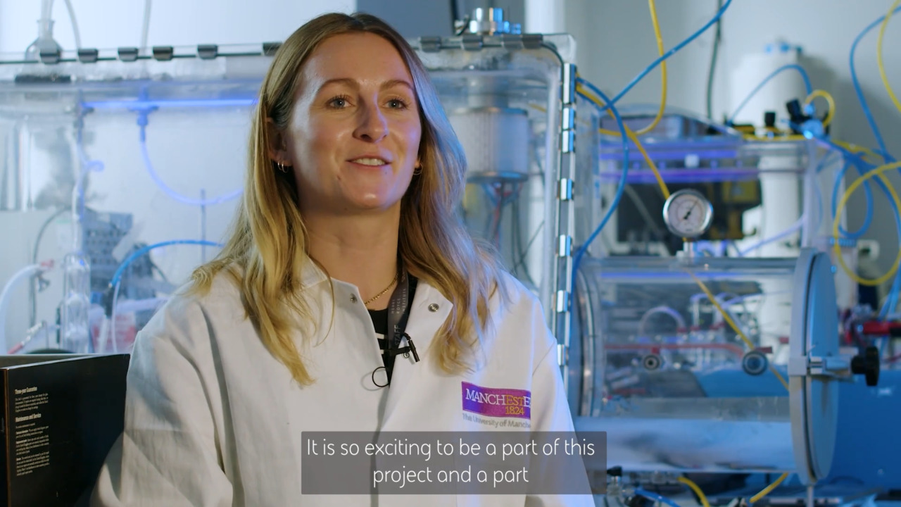 RS70219_RS69717_Manchester University iCase MASTER SUBTITLED