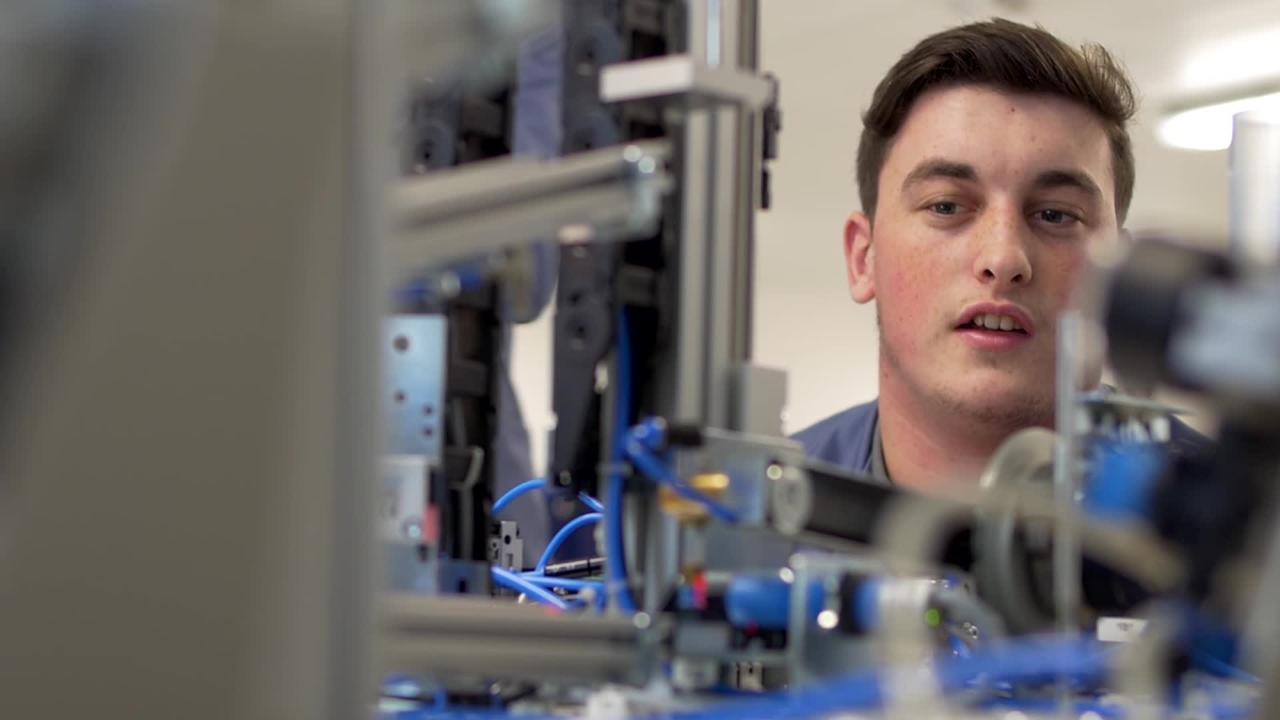 RS88143_Apprentice Recruitment Video