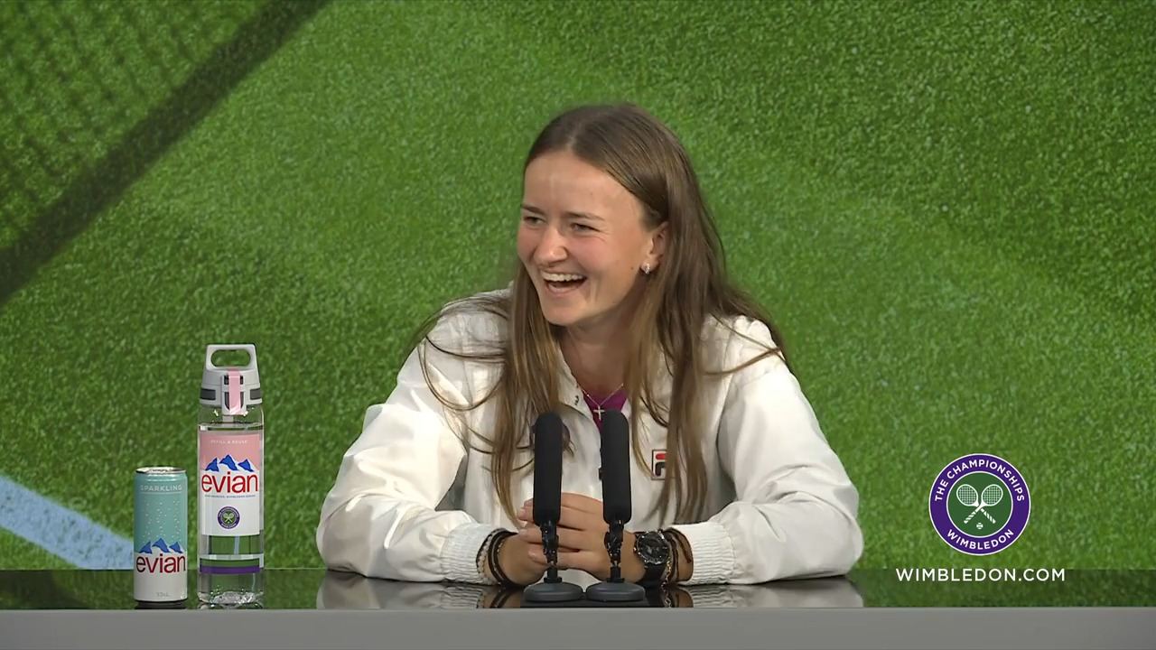 Video - Interview with Sarah Goldson, ball boys & girls