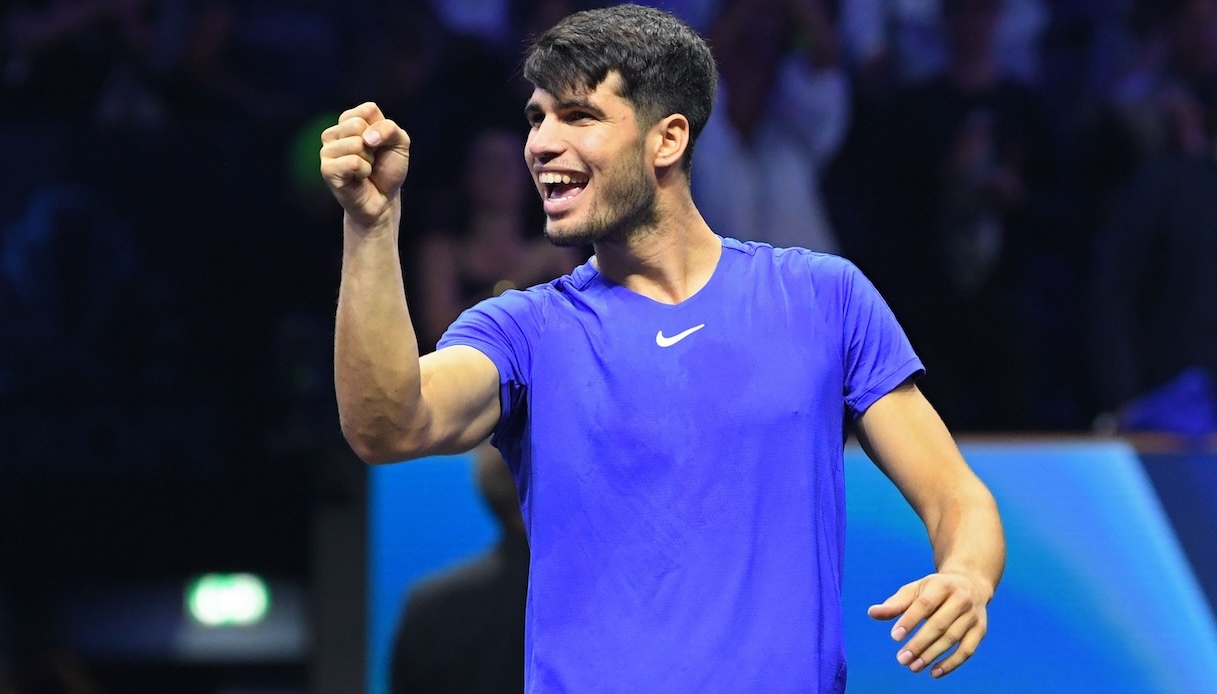 Alcaraz "avverte" Sinner: "Nel 2025 voglio vincere gli Australian Open" e  per farlo si allena con Cobolli