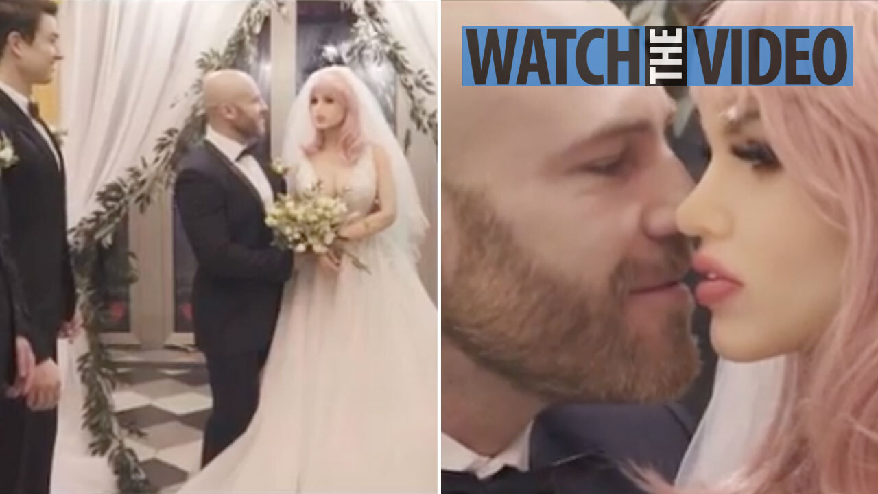 clear sex doll gif Man Who Married His Sex Doll Opens up About His Marriage