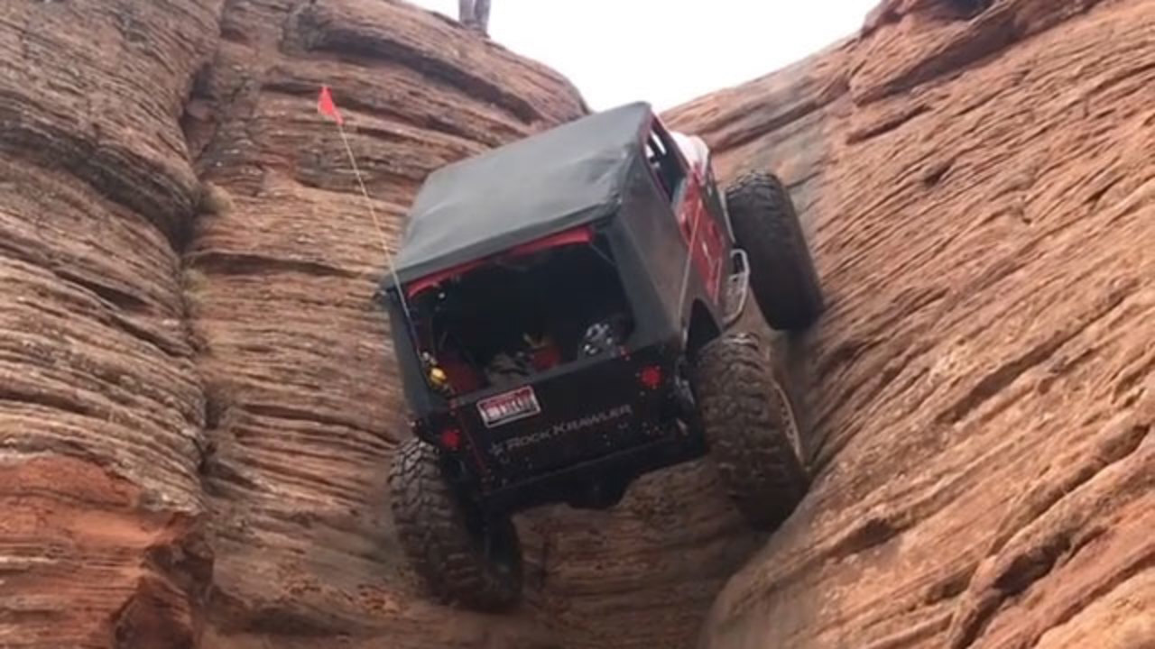 Jeep Rock Climbing - Top Jeep