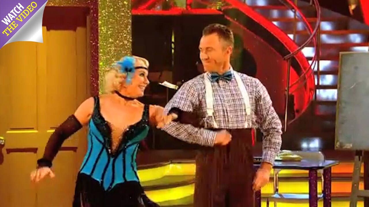 Pamela Stephenson and James Jordan perform a Charleston to ‘Lets Misbehave’  on Strictly Come Dancing in 201