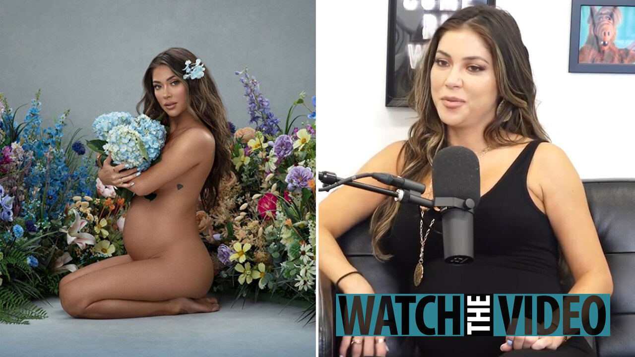UFC ring girl Arianny Celeste in naked Instagram post to reveal gender of  her baby