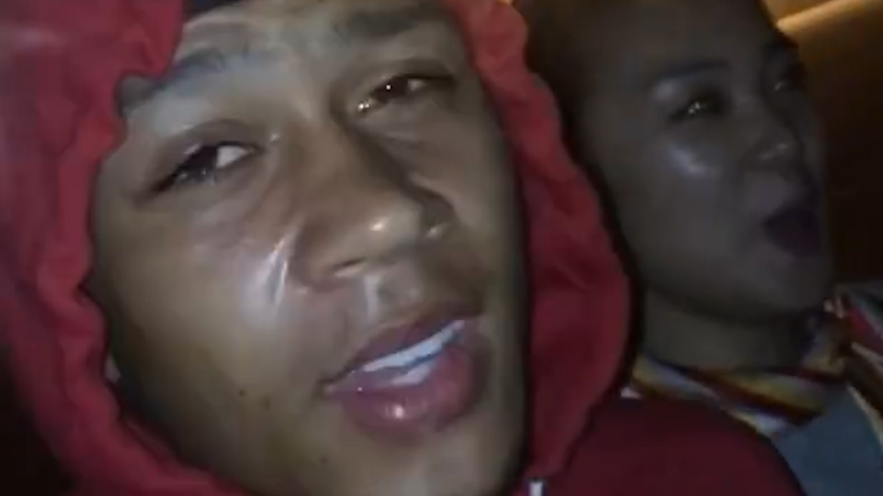 Memphis Depay caught 'smoking shisha pipe' in Dutch cafe - 7M sport