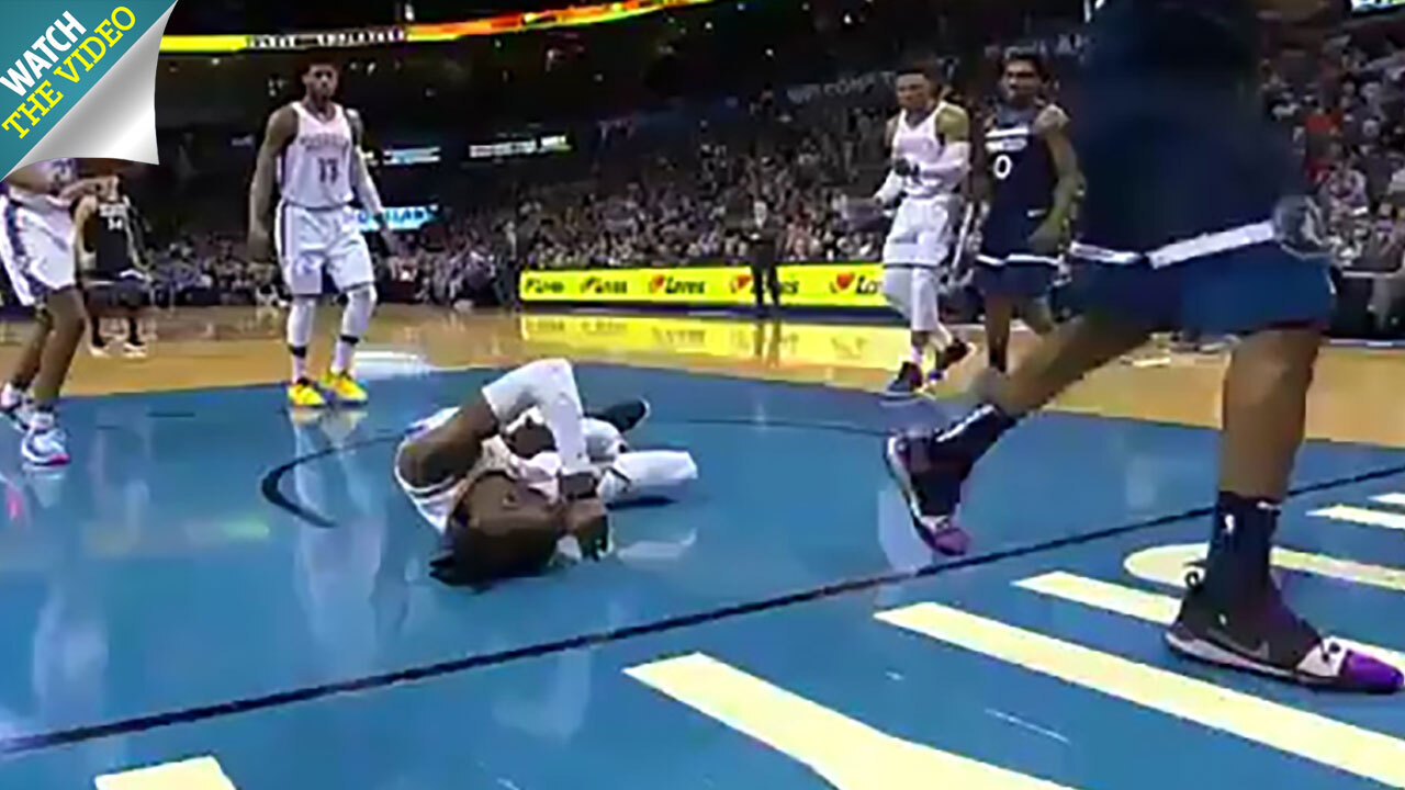 steph curry misses dunk