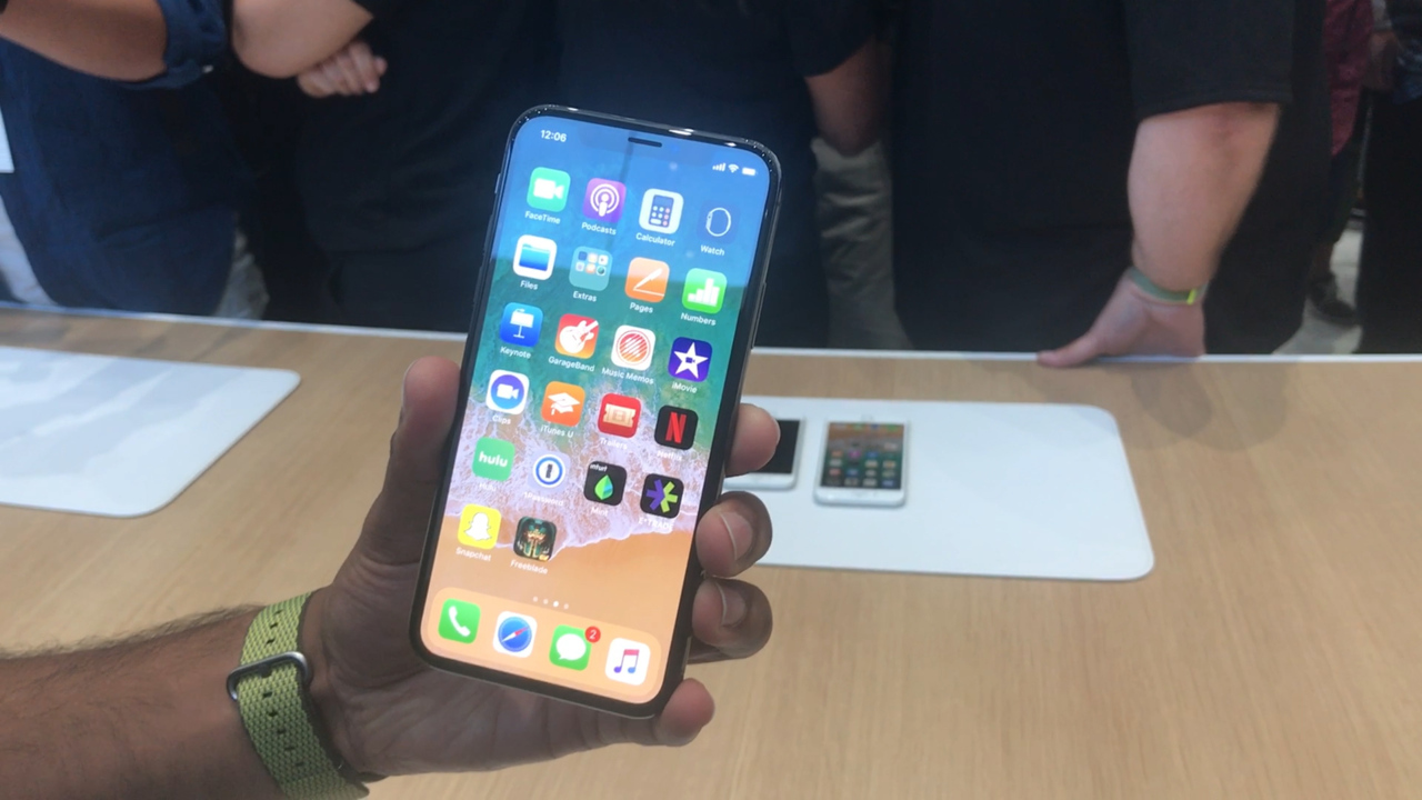 Epic Fail - iPhone X - Face ID fails during its launch demo., By Icon  Sourcing - Laptops - iPad - iPhone - iPod