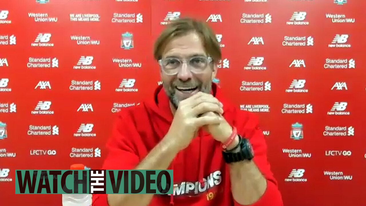 VÍDEO: Klopp acedeu ao pedido de Akinfenwa e congratulou-o por WhatsApp