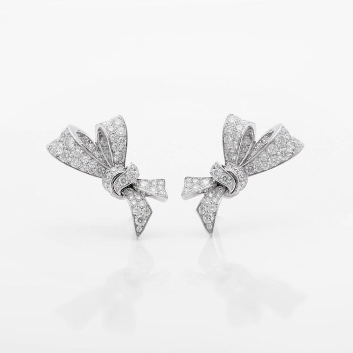 Tilda’s Bow Diamond Stud Earrings