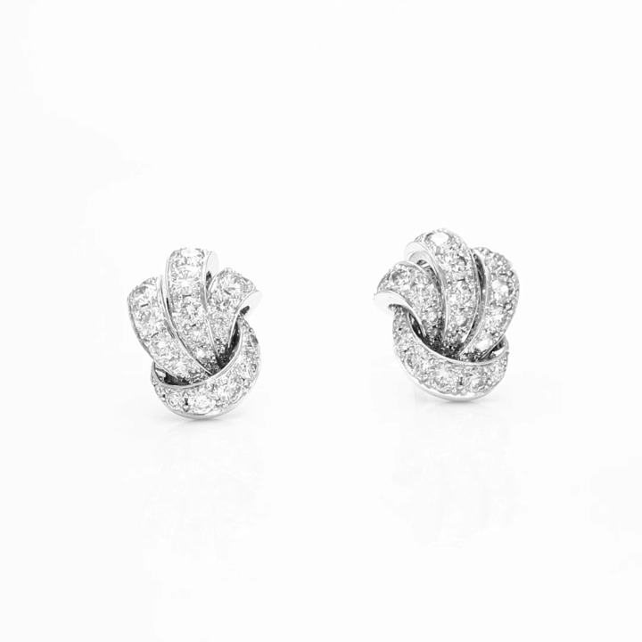 Tilda’s Bow Pavé Diamond Stud Earrings