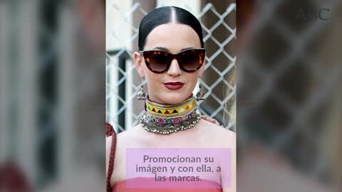 Paris Hilton y sus amigas en pleno postureo