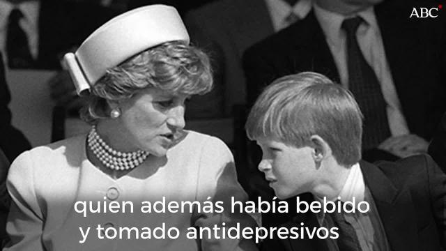 Estado en que quedó el coche en el que viajaba Lady Di y su pareja, Dodi Al-Fayed, tras el accidente en París