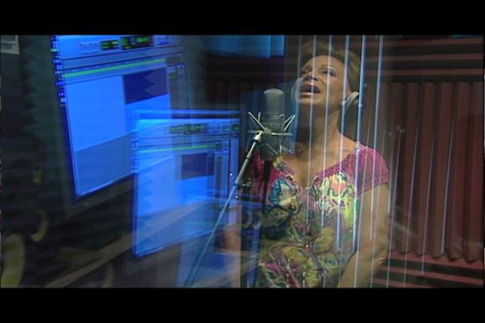 Paloma San Basilio: «Hace tiempo que no creo en las relaciones de pareja excluyentes»