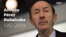 Rubalcaba, últimas noticias de la capilla ardiente en directo: El féretro sale del Congreso