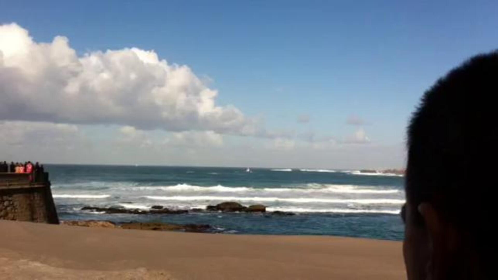 Policía, Guardia Civil y Salvamento Marítimo buscan a los dos agentes desaparecidos y a un estudiante Erasmus