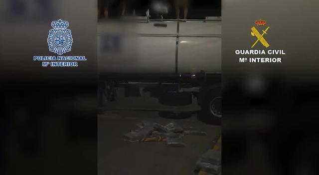 Cae un grupo de narcos que transportaba toneladas de hachís en camiones de Marruecos a Italia con escala en Valencia
