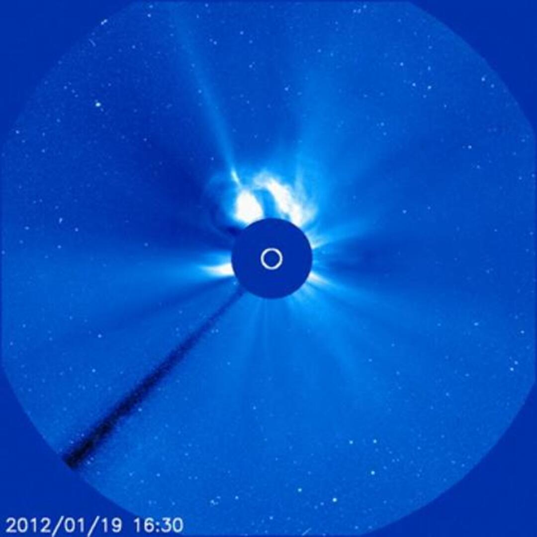 Una llamarada solar embestirá la Tierra este fin de semana