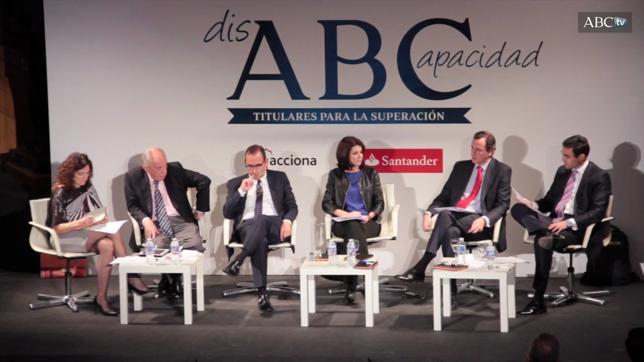 De izquierda a derecha, Yolanda Gómez (ABC); Ramón Capdevilla (Fundación Universia); Juan Manuel Cruz (Acciona Infraestructuras); Ana Díaz-Castellanos (Endesa); Jorge Jiménez de Cisneros (Comunidad de Madrid); y Emilio Ruiz-Roso, (Leroy Merlín)
