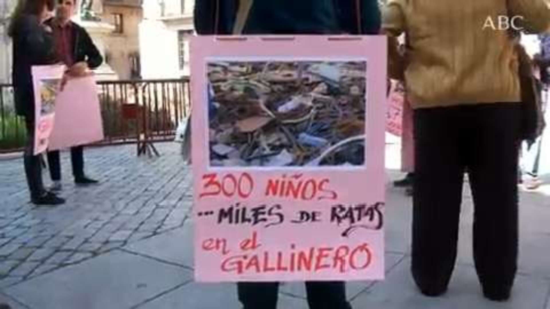 El último Pleno del Ayuntamiento, entre ratas