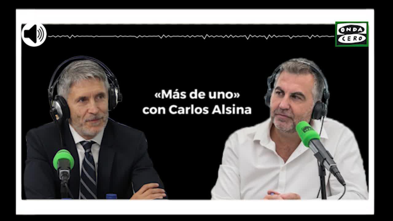 Fernando Grande-Marlaska y Carlos Alsina