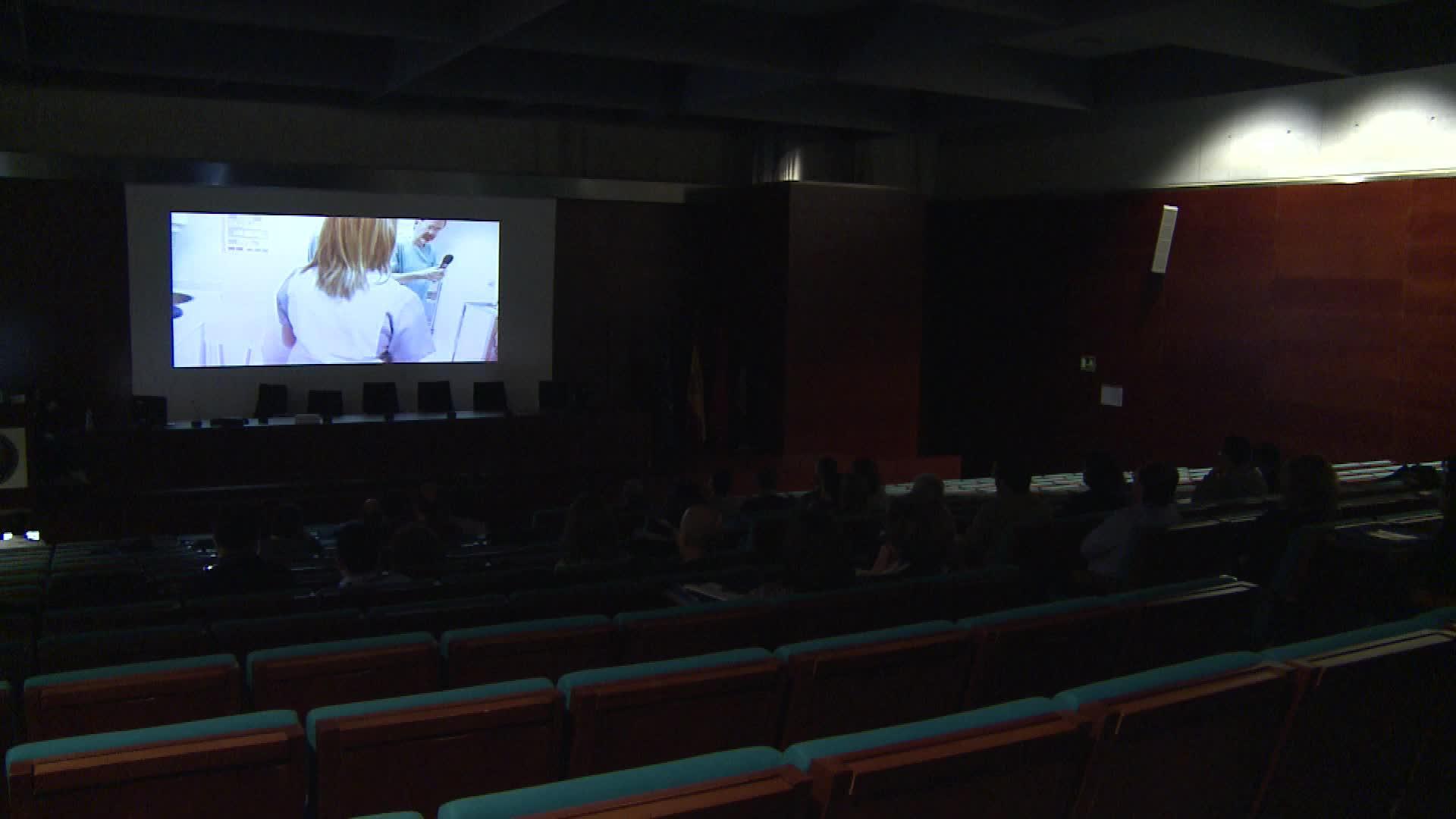 Tratar mediante endoscopia digestiva