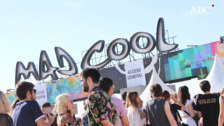 Mad Cool 2019: Miles de fans hacen frente al calor a la espera de Rosalía