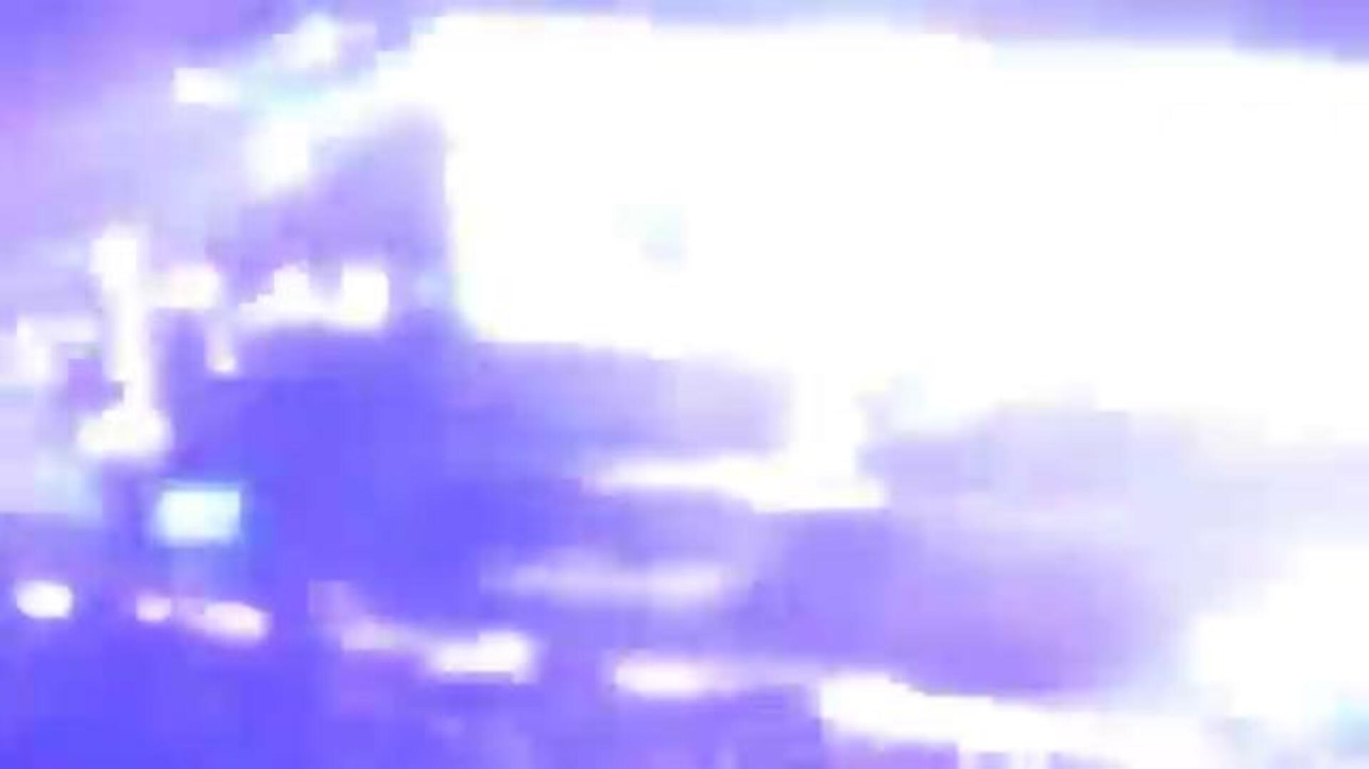 Un vídeo recoge cómo una bengala arde en el Madrid Arena