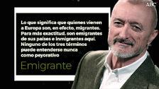 Así zanjó Pérez-Reverte el debate lingüístico en Twitter sobre las palabras «inmigrante» y «migrante»