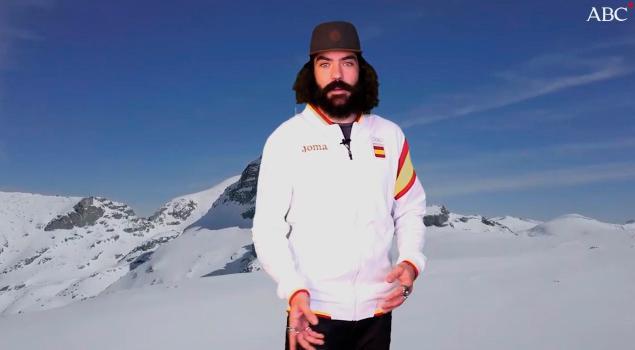El medallista olímpico Regino Hernández nos enseña a hacer snow