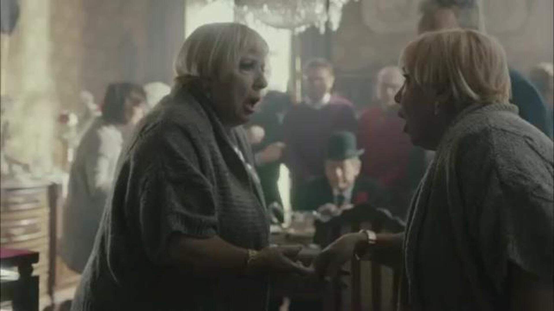 Fofito le envía los logros de España y un chorizo a Moody's en el nuevo anuncio de Campofrío