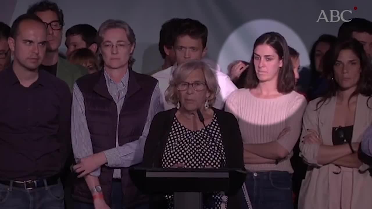 Rita Maestre, al borde de las lágrimas durante la despedida de Carmena