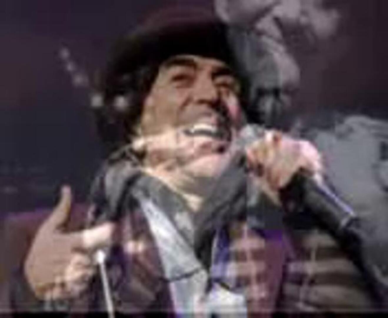 «Las noches de boda» con Chavela... «y que el fin del mundo la pille bailando»