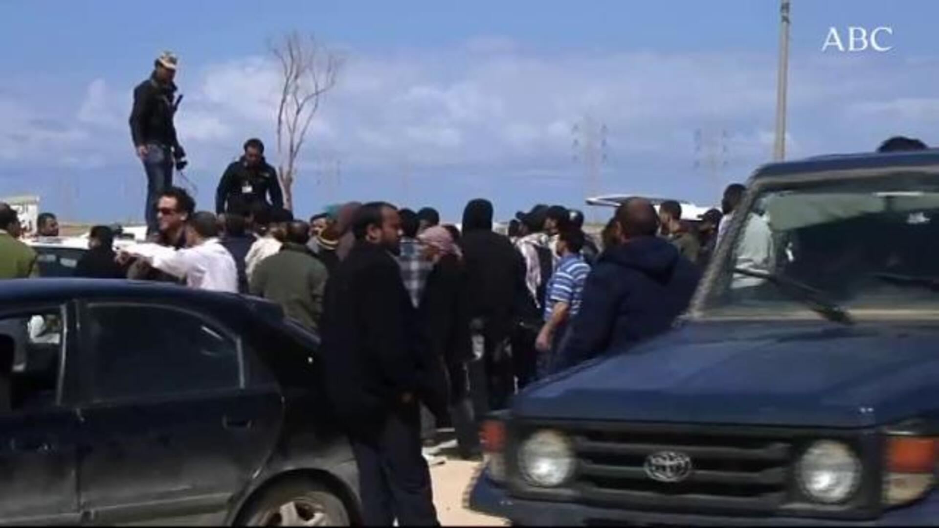 En directo: La coalición bombardea un complejo de Gadafi en Trípoli