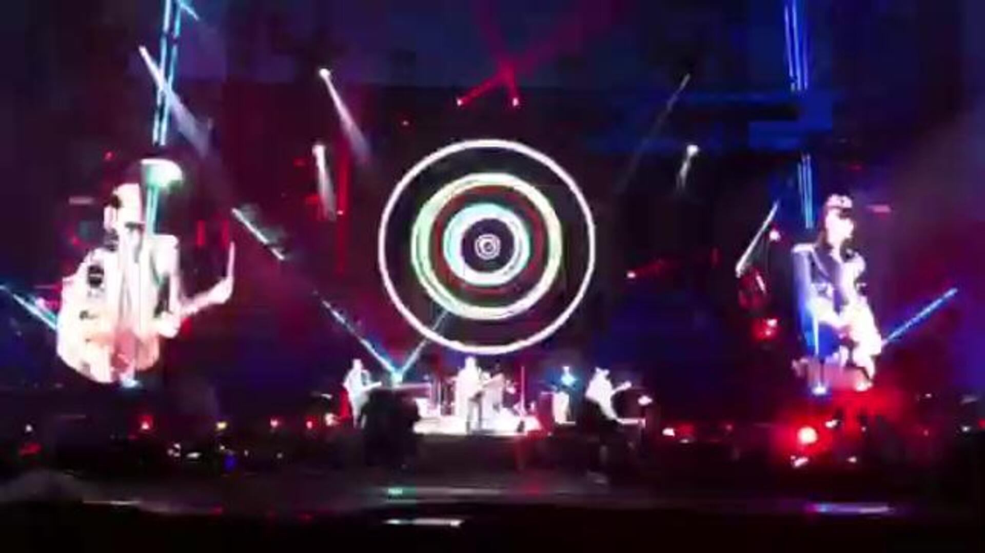 La fantasía pop de Coldplay ilumina el Calderón