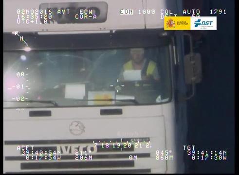 El exceso de horas de conducción y de velocidad, las infracciones más usuales de los transportistas