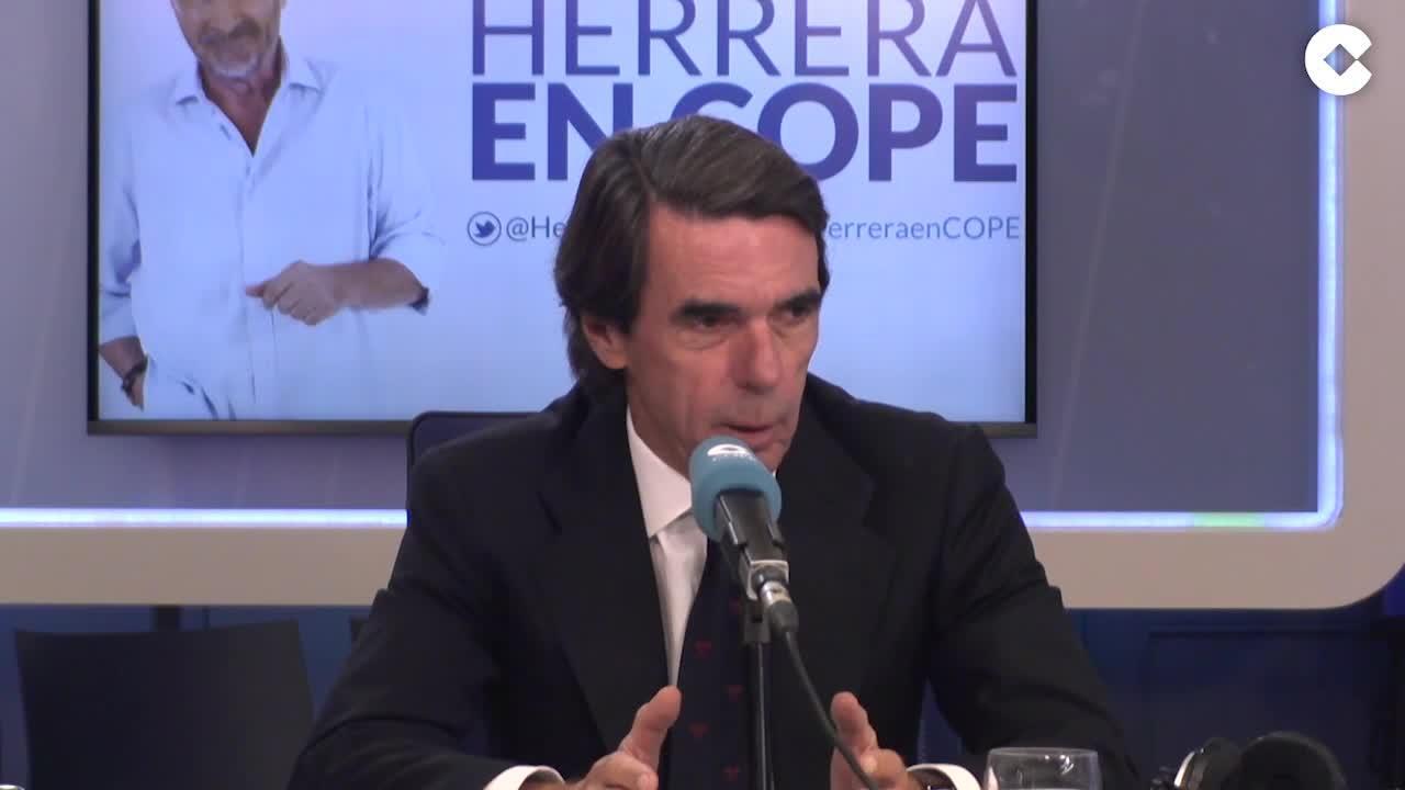 Aznar, en Cope: «La derecha está troceada en tres»