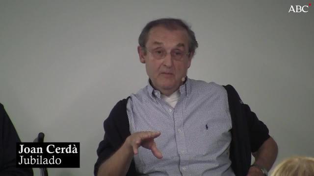 Laura Peraita junto a Narcís Barceló, Joan Cerdà y Toni Bové, durante el acto celebrado en el EspaiCaixa Bonanova de Barcelona