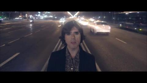 Guillermo Rayo estrena con ABC.es su vídeo «Piedras rulantes»