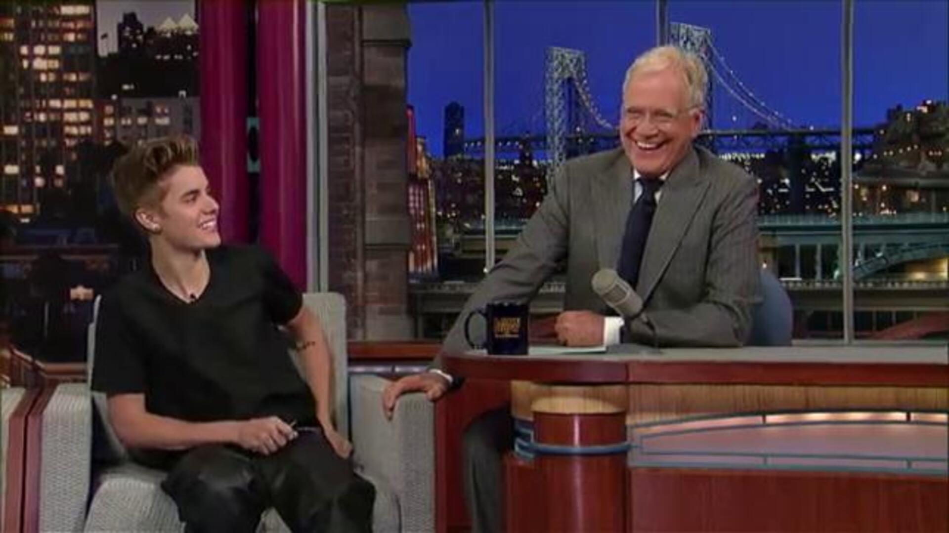 Justin Bieber se tatúa el nombre de su nuevo disco, «believe»