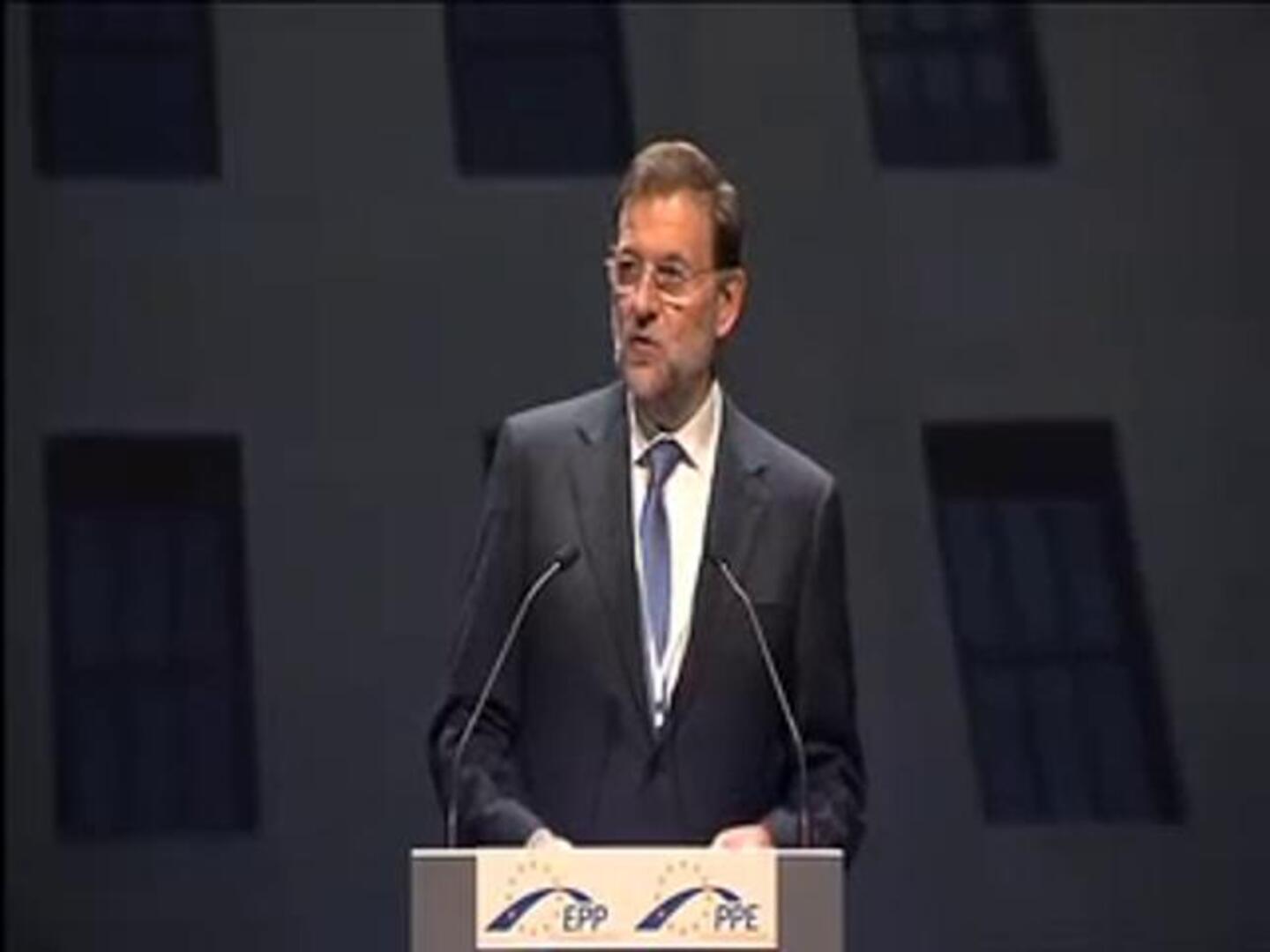 Rajoy, ante Merkel y Sarkozy: «Cumpliremos impecablemente los objetivos de déficit»