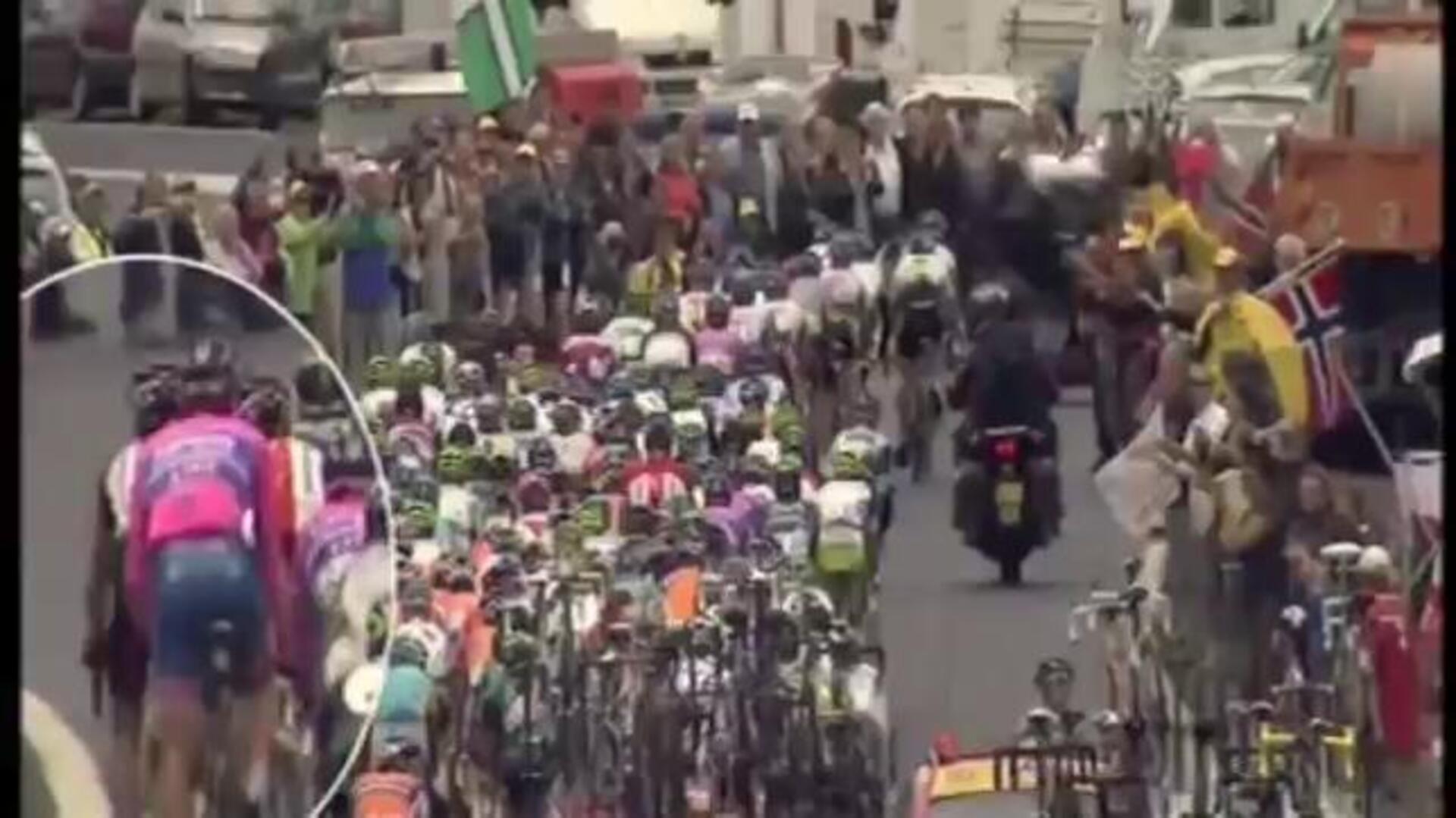 Nueva caída de Contador tras un incidente con Karpets