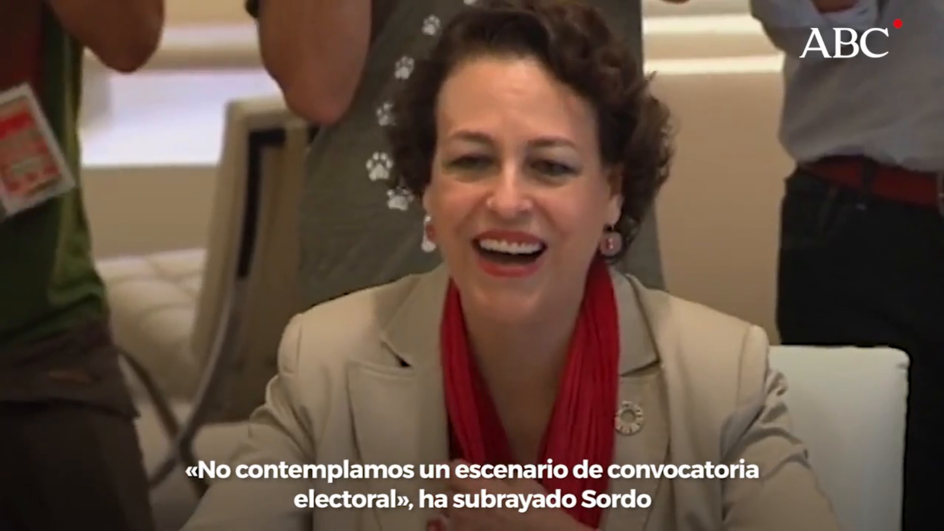 Pedro Sánchez (i), Pepe Álvarez, secretario general de UGT (c) y Unai Sordo, secretario generals de CCOO (d)