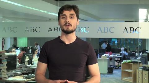 Representación de ondas gravitacionales producidas por dos agujeros negros en órbita