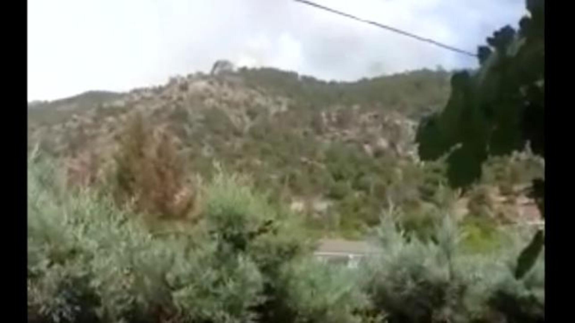 Los vecinos de Robledo, impresionados por la cercanía de las llamas