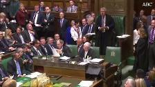 El Parlamento británico tumba la enmienda de los laboristas para rechazar un Brexit sin acuerdo