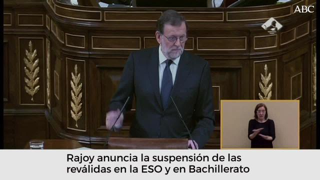 Rajoy durante el debate de investidura en el que ha anunciado la suspensión de las reválidas