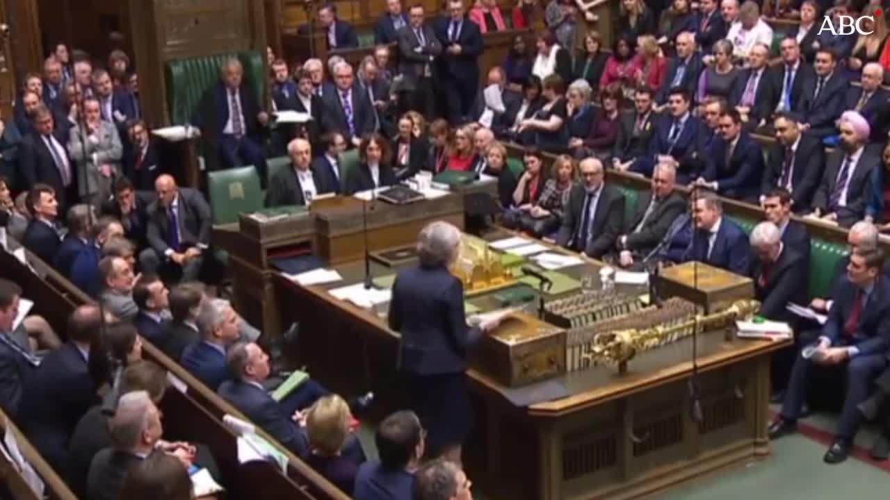 May: «Reino Unido abandonará la Unión Europea sin acuerdo a no ser que bsuquemos uno»