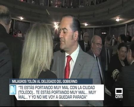 Momento del encuentro entre Milagros Tolón y José Julián Gregorio