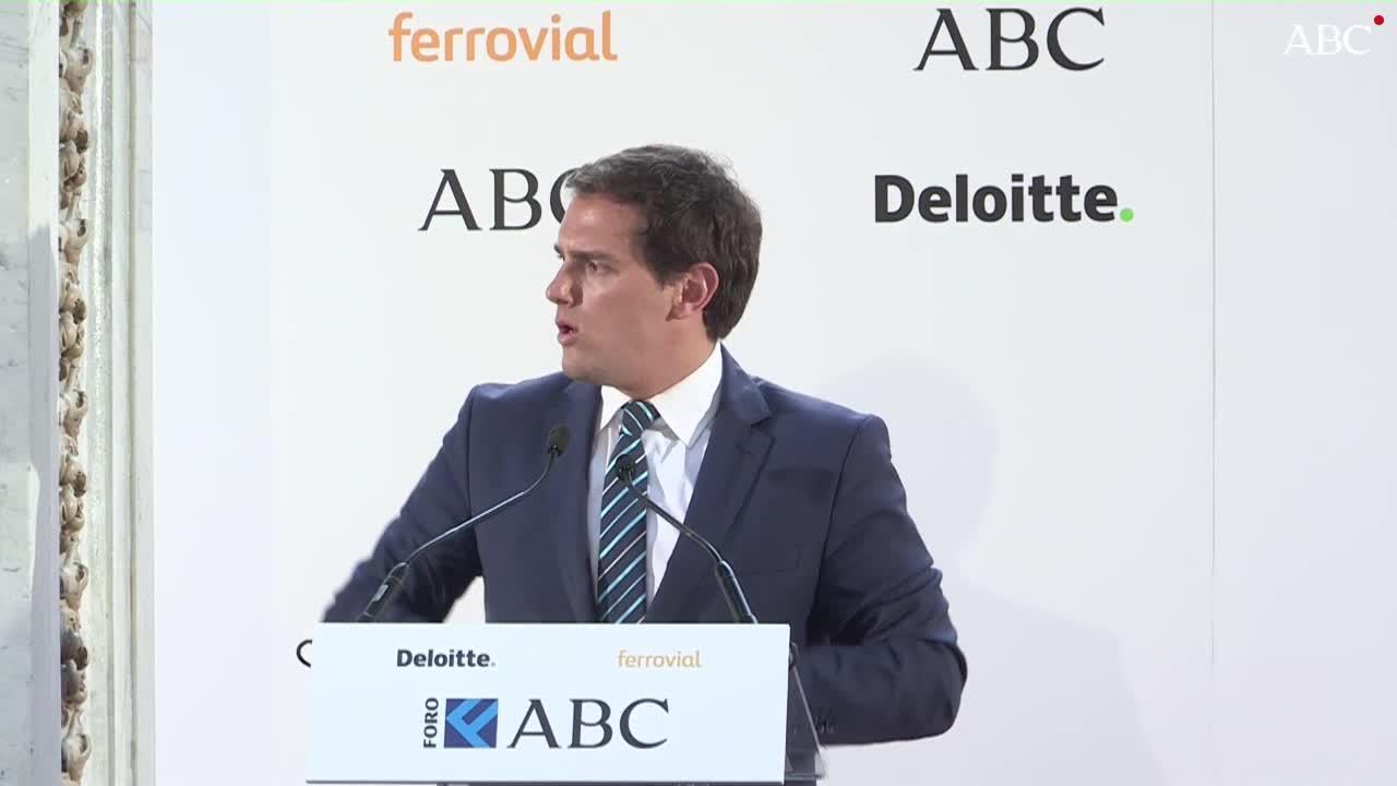 Albert Rivera: «El camino correcto es el combate político e intelectual contra el nacionalismo»