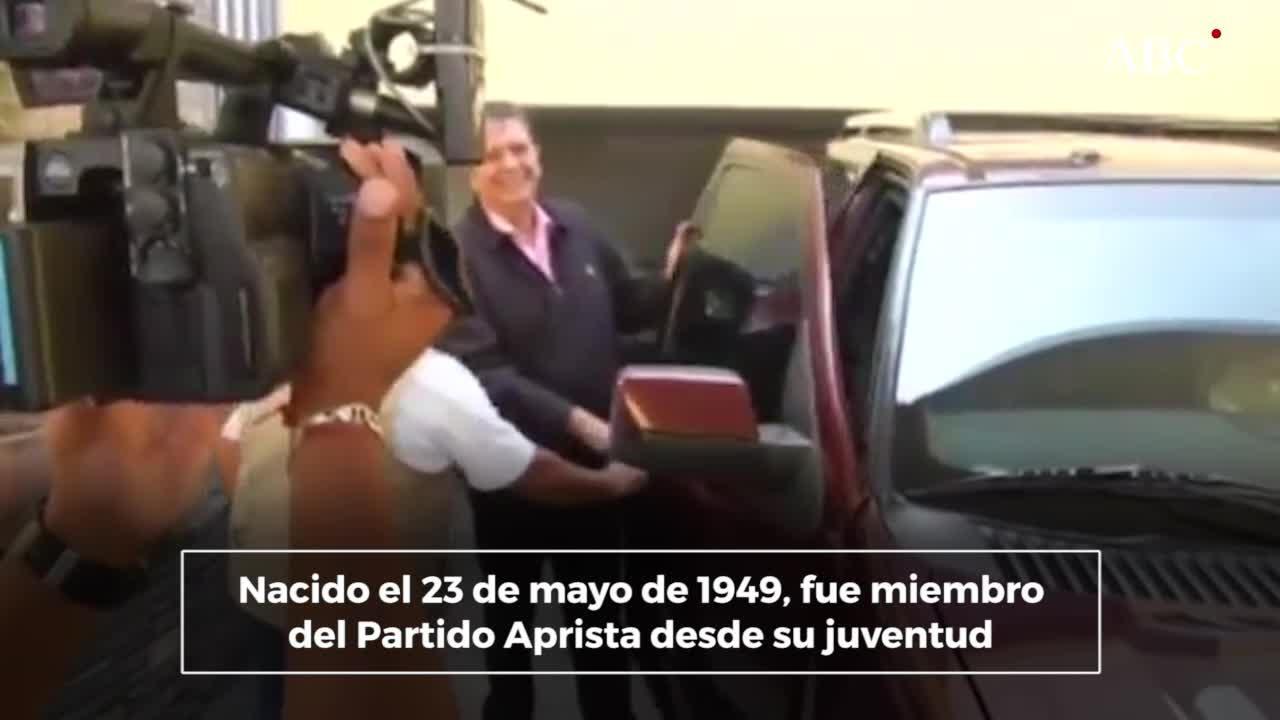 Muere el expresidente peruano, Alan García, tras dispararse cuando iba a ser detenido